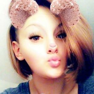 Meet your Posher, Sabrina